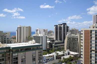 Lake House HIGH Floor wCanal, Mtn and Partial Ocean Views! AC, WD, WiFi, Pool,Parking!, , on Oahu - Honolulu in Hawaii - Lakehouse Vacation Rental - Lake Home for rent on LakeHouseVacations.com
