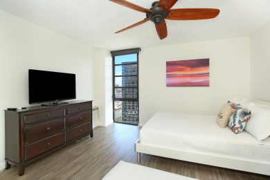 Lake House Waikiki Ocean View with AC, Full Kitchen, WasherDryer, FREE Parking & Wi-Fi!, , on Oahu - Honolulu in Hawaii - Lakehouse Vacation Rental - Lake Home for rent on LakeHouseVacations.com