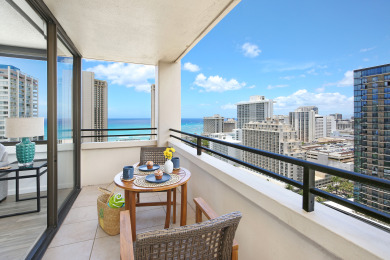 Lake House Waikiki Ocean View with AC, Full Kitchen, WasherDryer, FREE Parking & Wi-Fi!, , on Oahu - Honolulu in Hawaii - Lakehouse Vacation Rental - Lake Home for rent on LakeHouseVacations.com