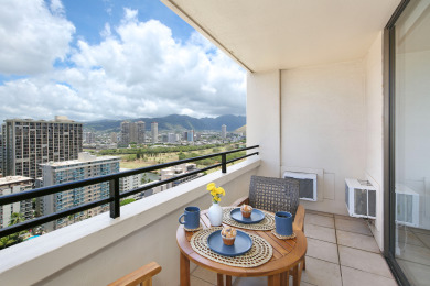 Lake House Waikiki Ocean View with AC, Full Kitchen, WasherDryer, FREE Parking & Wi-Fi!, , on Oahu - Honolulu in Hawaii - Lakehouse Vacation Rental - Lake Home for rent on LakeHouseVacations.com