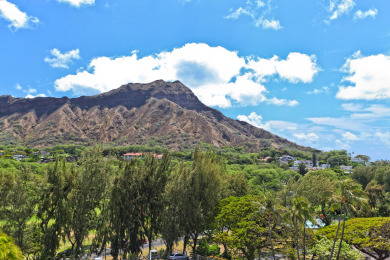 Lake House 20th Floor, Quiet End of Waikiki, Beachfront with Diamond Head View!, , on Oahu - Honolulu in Hawaii - Lakehouse Vacation Rental - Lake Home for rent on LakeHouseVacations.com