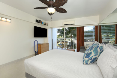 Lake House Just steps to beach! Gorgeous renovated park view condo at Waikiki Shore!, , on Oahu - Honolulu in Hawaii - Lakehouse Vacation Rental - Lake Home for rent on LakeHouseVacations.com
