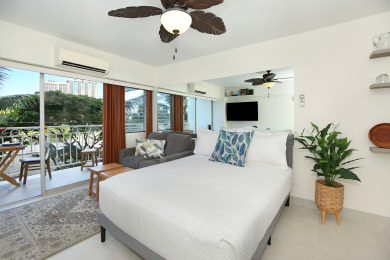 Lake House Just steps to beach! Gorgeous renovated park view condo at Waikiki Shore!, , on Oahu - Honolulu in Hawaii - Lakehouse Vacation Rental - Lake Home for rent on LakeHouseVacations.com