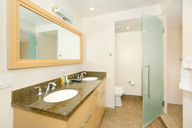 Lake House LUXURY 2-Bed Condo, Kitchen, Wi-Fi, Parking, WD, AC, LEGAL Monthly Rental!, , on Oahu - Honolulu in Hawaii - Lakehouse Vacation Rental - Lake Home for rent on LakeHouseVacations.com