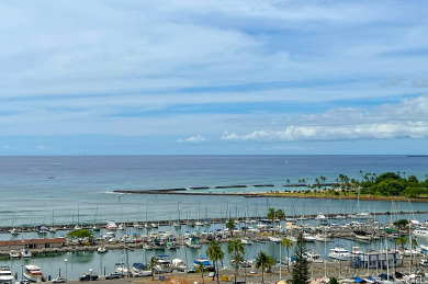Lake House Beautiful Waikiki OceanSunset View! Pool, Kitchen, , on Oahu - Honolulu in Hawaii - Lakehouse Vacation Rental - Lake Home for rent on LakeHouseVacations.com