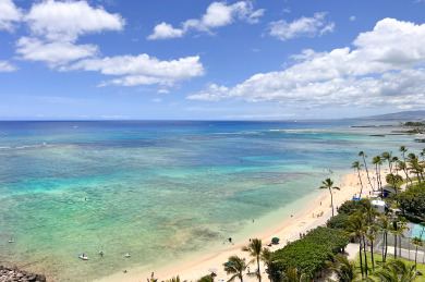 Lake House Gorgeous Ocean Views, Full Kitchen, Steps to Beach!, , on Oahu - Honolulu in Hawaii - Lakehouse Vacation Rental - Lake Home for rent on LakeHouseVacations.com