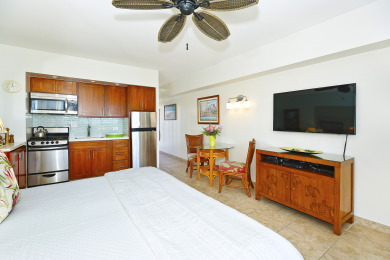 Lake House Ocean & Sunset Views, FREE Parking & Washlet!, , on Oahu - Honolulu in Hawaii - Lakehouse Vacation Rental - Lake Home for rent on LakeHouseVacations.com