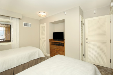Lake House Amazing OCEAN VIEWS, Full Kitchen, WasherDryer, Pool, Newly Renovated 2018, , on Oahu - Honolulu in Hawaii - Lakehouse Vacation Rental - Lake Home for rent on LakeHouseVacations.com