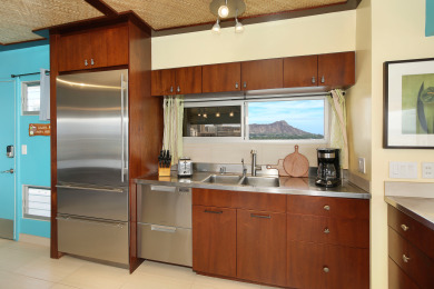 Lake House Oceanfront Island Living at its Finest! Unbeatable Panoramic Ocean Views!, , on Oahu - Honolulu in Hawaii - Lakehouse Vacation Rental - Lake Home for rent on LakeHouseVacations.com