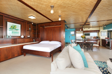 Lake House Oceanfront Island Living at its Finest! Unbeatable Panoramic Ocean Views!, , on Oahu - Honolulu in Hawaii - Lakehouse Vacation Rental - Lake Home for rent on LakeHouseVacations.com