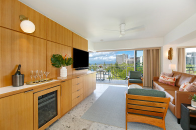 Lake House Fully Remodeled! Amazing OCEAN, Mountain, City Views! 2-Bed2-Bath Sleeps 6!, , on Oahu - Honolulu in Hawaii - Lakehouse Vacation Rental - Lake Home for rent on LakeHouseVacations.com