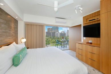 Lake House Fully Remodeled! Amazing OCEAN, Mountain, City Views! 2-Bed2-Bath Sleeps 6!, , on Oahu - Honolulu in Hawaii - Lakehouse Vacation Rental - Lake Home for rent on LakeHouseVacations.com