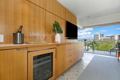 Lake House Fully Remodeled! Amazing OCEAN, Mountain, City Views! 2-Bed2-Bath Sleeps 6!, , on Oahu - Honolulu in Hawaii - Lakehouse Vacation Rental - Lake Home for rent on LakeHouseVacations.com