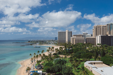 Lake House Luxurious Beachfront Condo with Spectacular Ocean Views! FREE Parking!, , on Oahu - Honolulu in Hawaii - Lakehouse Vacation Rental - Lake Home for rent on LakeHouseVacations.com