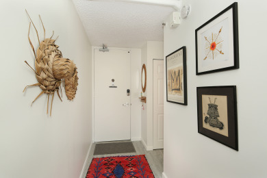 Lake House Fully renovated studio in heart of Waikiki! Kitchen, parking, pool, and more!, , on Oahu - Honolulu in Hawaii - Lakehouse Vacation Rental - Lake Home for rent on LakeHouseVacations.com