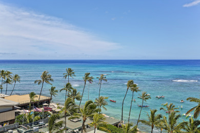 Lake House Ocean and Diamond Head views from quiet end of Waikiki Beachfront!, , on Oahu - Honolulu in Hawaii - Lakehouse Vacation Rental - Lake Home for rent on LakeHouseVacations.com