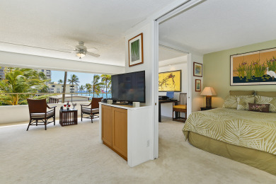 Lake House Beachfront Building at the Quiet End of Waikiki with SwimmingSurfing!, , on Oahu - Honolulu in Hawaii - Lakehouse Vacation Rental - Lake Home for rent on LakeHouseVacations.com