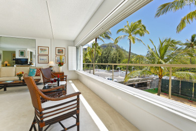 Lake House Beachfront Building at the Quiet End of Waikiki with SwimmingSurfing!, , on Oahu - Honolulu in Hawaii - Lakehouse Vacation Rental - Lake Home for rent on LakeHouseVacations.com