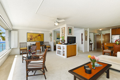 Lake House Beachfront Building at the Quiet End of Waikiki with SwimmingSurfing!, , on Oahu - Honolulu in Hawaii - Lakehouse Vacation Rental - Lake Home for rent on LakeHouseVacations.com