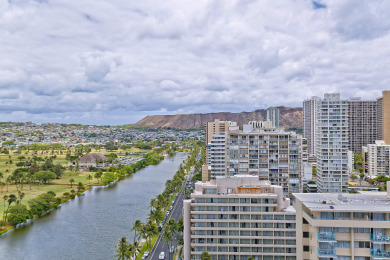 Lake House Great for Families! Partial OceanCanalDiamond Head Views! PoolWiFiParking, , on Oahu - Honolulu in Hawaii - Lakehouse Vacation Rental - Lake Home for rent on LakeHouseVacations.com