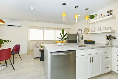 Lake House Fully Renovated Corner Unit a Block to Waikiki Beach!, , on Oahu - Honolulu in Hawaii - Lakehouse Vacation Rental - Lake Home for rent on LakeHouseVacations.com