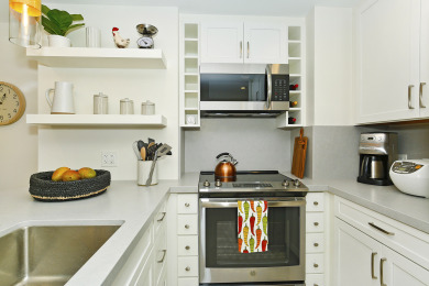 Lake House Fully Renovated Corner Unit a Block to Waikiki Beach!, , on Oahu - Honolulu in Hawaii - Lakehouse Vacation Rental - Lake Home for rent on LakeHouseVacations.com