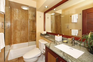 Lake House Luxury 2-Bed2-Bath Corner Waikiki Shore Condo w Ocean Views! FREE Parking!, , on Oahu - Honolulu in Hawaii - Lakehouse Vacation Rental - Lake Home for rent on LakeHouseVacations.com