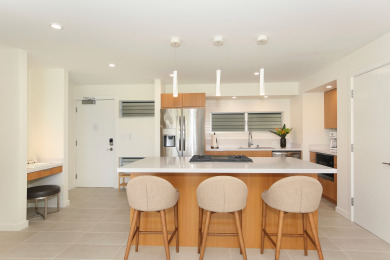 Lake House NEW Gorgeous BEACHFRONT Condo with Fabulous Ocean Views! Fully Renovated!, , on Oahu - Honolulu in Hawaii - Lakehouse Vacation Rental - Lake Home for rent on LakeHouseVacations.com