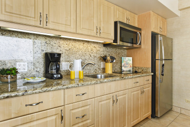 Lake House OCEAN VIEW! Your New Home Away from Home!, , on Oahu - Honolulu in Hawaii - Lakehouse Vacation Rental - Lake Home for rent on LakeHouseVacations.com