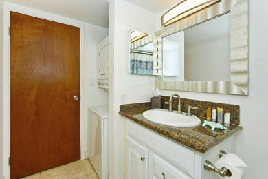 Lake House Incredible Unobstructed Pacific Ocean and Diamond Head Views! FREE Parking, , on Oahu - Honolulu in Hawaii - Lakehouse Vacation Rental - Lake Home for rent on LakeHouseVacations.com