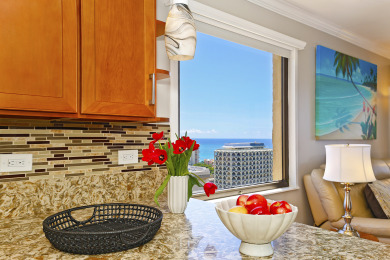 Lake House Bright Corner unit with Stunning Views! AC, WD, Wi-Fi, Washlet, parking!, , on Oahu - Honolulu in Hawaii - Lakehouse Vacation Rental - Lake Home for rent on LakeHouseVacations.com