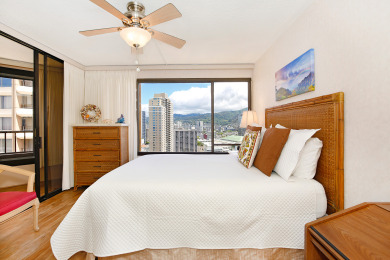 Lake House Expansive Ocean View! FABULOUS Location and Building Amenities!, , on Oahu - Honolulu in Hawaii - Lakehouse Vacation Rental - Lake Home for rent on LakeHouseVacations.com