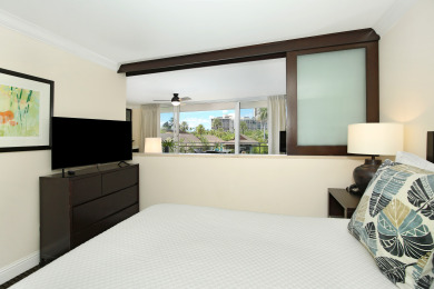 Lake House Heart of Waikiki! Lower Floor! Close to Beach!, , on Oahu - Honolulu in Hawaii - Lakehouse Vacation Rental - Lake Home for rent on LakeHouseVacations.com