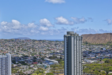 Lake House Awesome Ocean View Condo w FREE Wi-Fi and Parking!, , on Oahu - Honolulu in Hawaii - Lakehouse Vacation Rental - Lake Home for rent on LakeHouseVacations.com