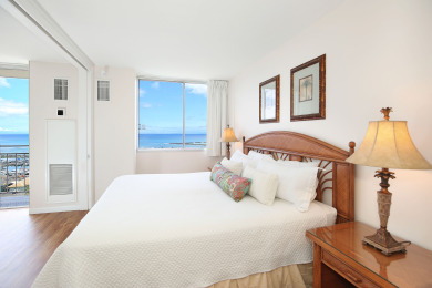 Lake House Waikiki Ocean, Lagoon & Marina Views! Short Walk to Beach, Restaurants & More, , on Oahu - Honolulu in Hawaii - Lakehouse Vacation Rental - Lake Home for rent on LakeHouseVacations.com