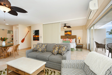 Lake House Beachfront, Peek-a-Boo Ocean Views, WasherDryer, AC, Wi-Fi!, , on Oahu - Honolulu in Hawaii - Lakehouse Vacation Rental - Lake Home for rent on LakeHouseVacations.com