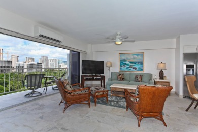 Lake House Sweeping Ocean Views, Remodeled, Steps to Beach, Washlet, Parking! Sleeps 4., , on Oahu - Honolulu in Hawaii - Lakehouse Vacation Rental - Lake Home for rent on LakeHouseVacations.com