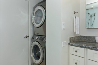 Lake House Sweeping Ocean Views, Remodeled, Steps to Beach, Washlet, Parking! Sleeps 4., , on Oahu - Honolulu in Hawaii - Lakehouse Vacation Rental - Lake Home for rent on LakeHouseVacations.com