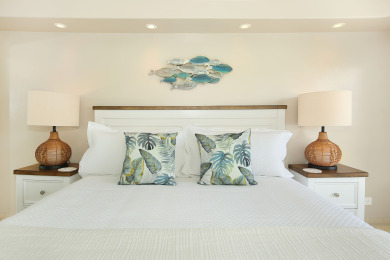 Lake House Breathtaking ocean vistas from Waikiki Shore luxury penthouse suite!, , on Oahu - Honolulu in Hawaii - Lakehouse Vacation Rental - Lake Home for rent on LakeHouseVacations.com