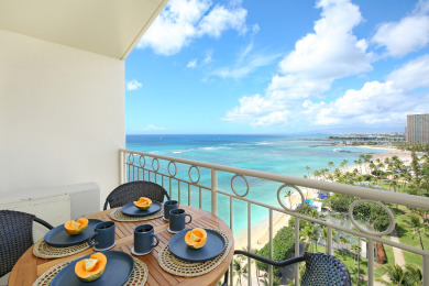 Lake House Breathtaking ocean vistas from Waikiki Shore luxury penthouse suite!, , on Oahu - Honolulu in Hawaii - Lakehouse Vacation Rental - Lake Home for rent on LakeHouseVacations.com