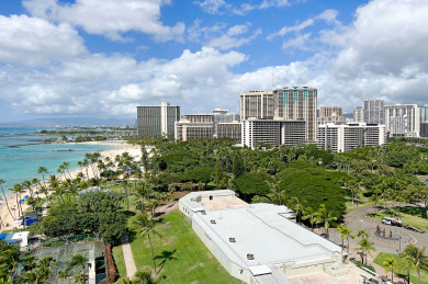 Lake House Breathtaking ocean vistas from Waikiki Shore luxury penthouse suite!, , on Oahu - Honolulu in Hawaii - Lakehouse Vacation Rental - Lake Home for rent on LakeHouseVacations.com