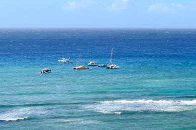 Lake House Breathtaking ocean vistas from Waikiki Shore luxury penthouse suite!, , on Oahu - Honolulu in Hawaii - Lakehouse Vacation Rental - Lake Home for rent on LakeHouseVacations.com