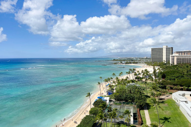 Lake House Breathtaking ocean vistas from Waikiki Shore luxury penthouse suite!, , on Oahu - Honolulu in Hawaii - Lakehouse Vacation Rental - Lake Home for rent on LakeHouseVacations.com