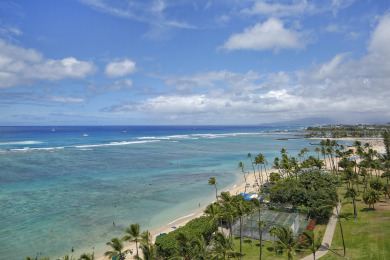 Lake House Beachfront, Sweeping Ocean Views, AC, FREE Parking and Wi-Fi, Washlet!, , on Oahu - Honolulu in Hawaii - Lakehouse Vacation Rental - Lake Home for rent on LakeHouseVacations.com