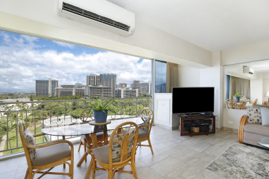 Lake House Beachfront, Sweeping Ocean Views, AC, FREE Parking and Wi-Fi, Washlet!, , on Oahu - Honolulu in Hawaii - Lakehouse Vacation Rental - Lake Home for rent on LakeHouseVacations.com