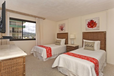 Lake House Luxurious Ocean view 2-bed2-bath condo with Pool, Wi-Fi, Parking., , on Oahu - Honolulu in Hawaii - Lakehouse Vacation Rental - Lake Home for rent on LakeHouseVacations.com