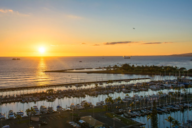 Lake House Panoramic Ocean Views Remodel - FREE ParkingWi-Fi, AC, Washlet, Sleeps 6, , on Oahu - Honolulu in Hawaii - Lakehouse Vacation Rental - Lake Home for rent on LakeHouseVacations.com