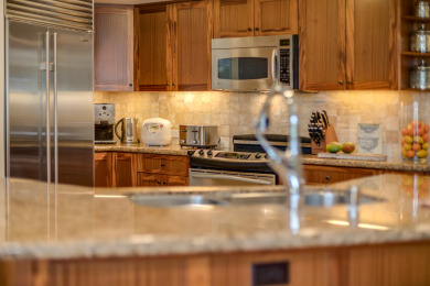 Lake House HUGE Luxury Suite in Waikiki! Full Kitchen & Pool! Great for Families!, , on Oahu - Honolulu in Hawaii - Lakehouse Vacation Rental - Lake Home for rent on LakeHouseVacations.com