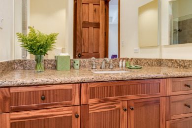 Lake House HUGE Luxury Suite in Waikiki! Full Kitchen & Pool! Great for Families!, , on Oahu - Honolulu in Hawaii - Lakehouse Vacation Rental - Lake Home for rent on LakeHouseVacations.com