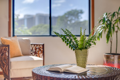 Lake House HUGE Luxury Suite in Waikiki! Full Kitchen & Pool! Great for Families!, , on Oahu - Honolulu in Hawaii - Lakehouse Vacation Rental - Lake Home for rent on LakeHouseVacations.com